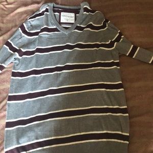 Men’s V-Neck Sweater